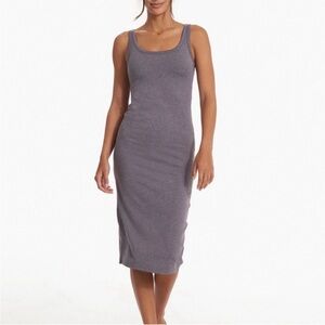 Vuori Women's Midi Dress in Gray